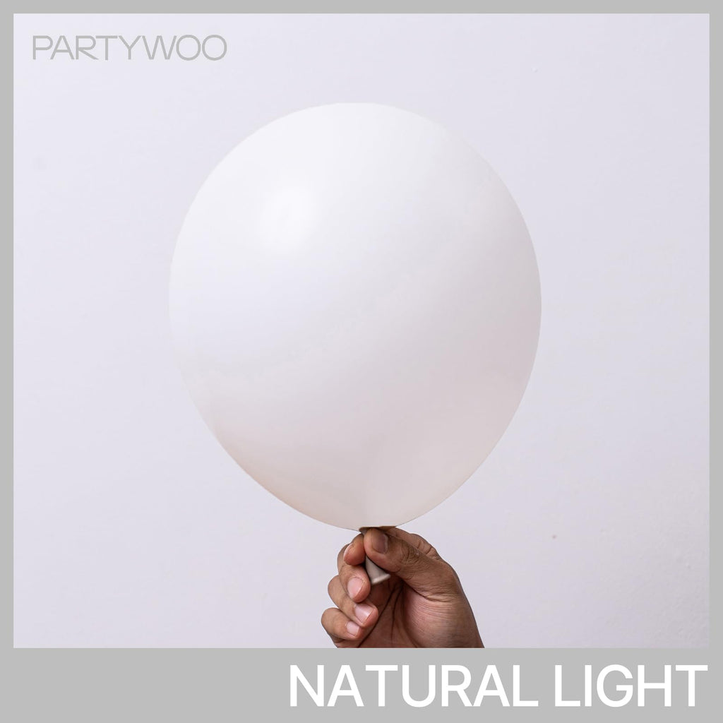 PartyWoo White Balloons 100pc Pack — Mixed Sizes 18/12/10/5in Matte Latex Arch Kit