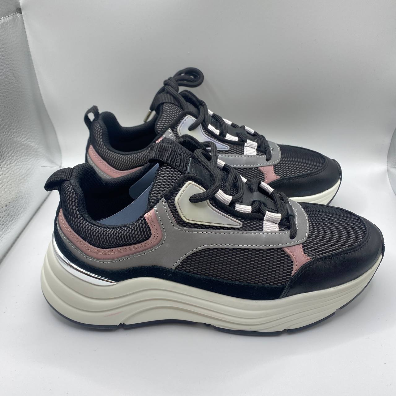 UK 4 Mallet Cyrus Fade Women’s Leather Mesh Trainers – EU 37
