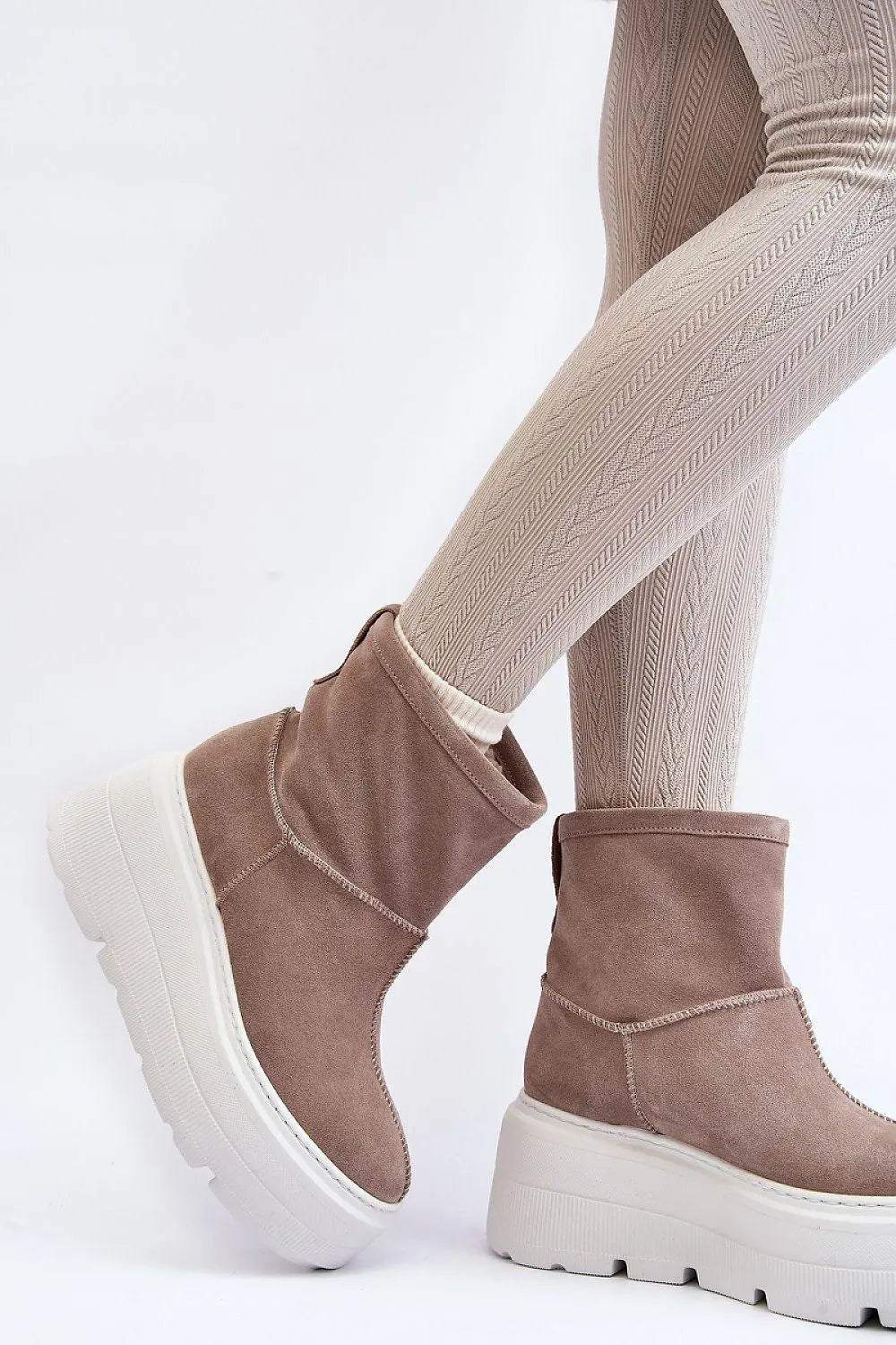 Step in style women's buskin boots made of natural leather