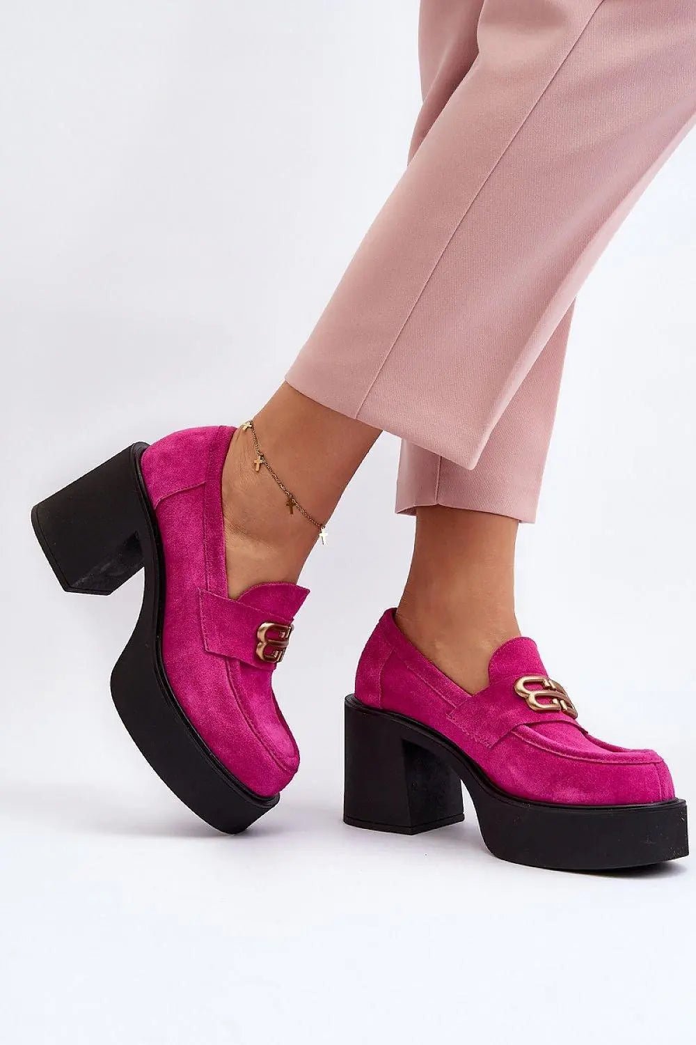 Step in style Women's heeled semi-boots with an upper made of eco-suede
