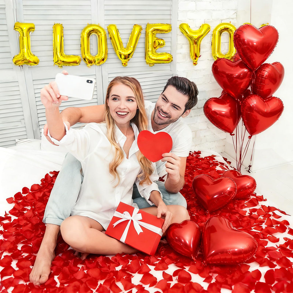 Tedercle I Love You Balloons & 500 Rose Petals Set | Foil Heart Balloons for Weddings & Valentine’s Day
