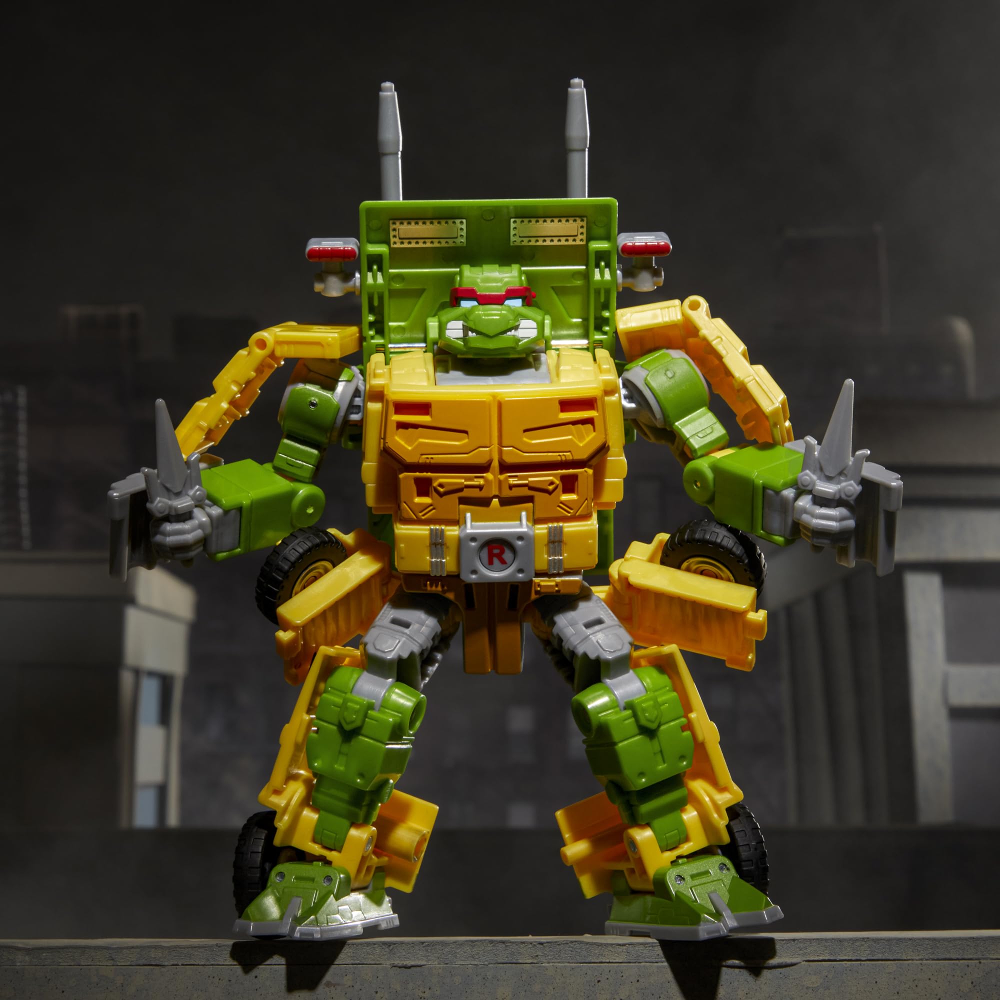 Transformers x TMNT Party Wallop 7-Inch Action Figure | Collaborative Crossover (8+)