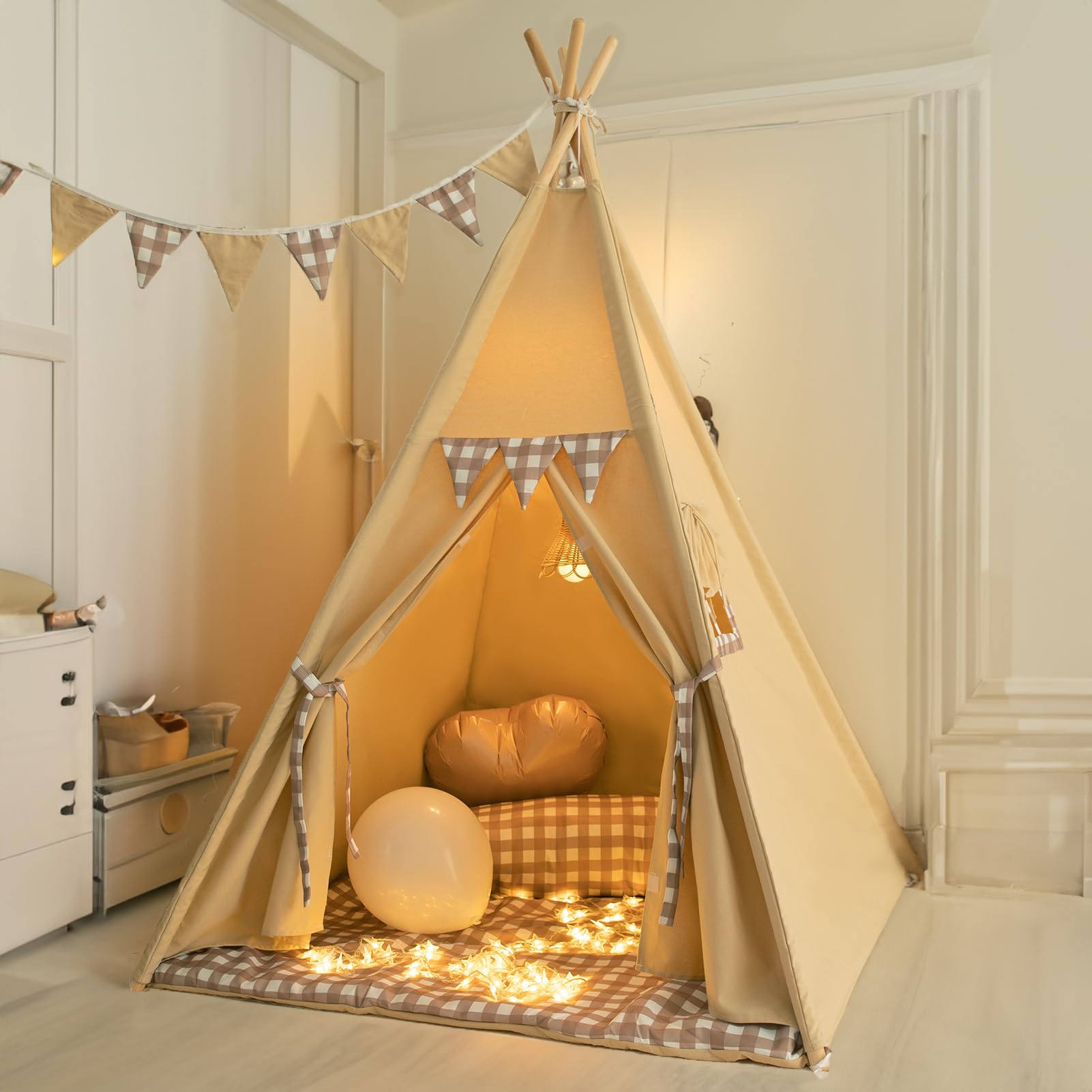 TreeBud Teepee Tent with Padded Mat, Bunting & Fairy Lights – Gingham Kids Play Tent for Indoor & Outdoor