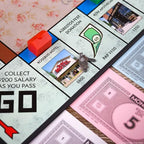 USAOPOLY Monopoly Schitt's Creek – Officially Licensed Collectible Edition with 6 Tokens