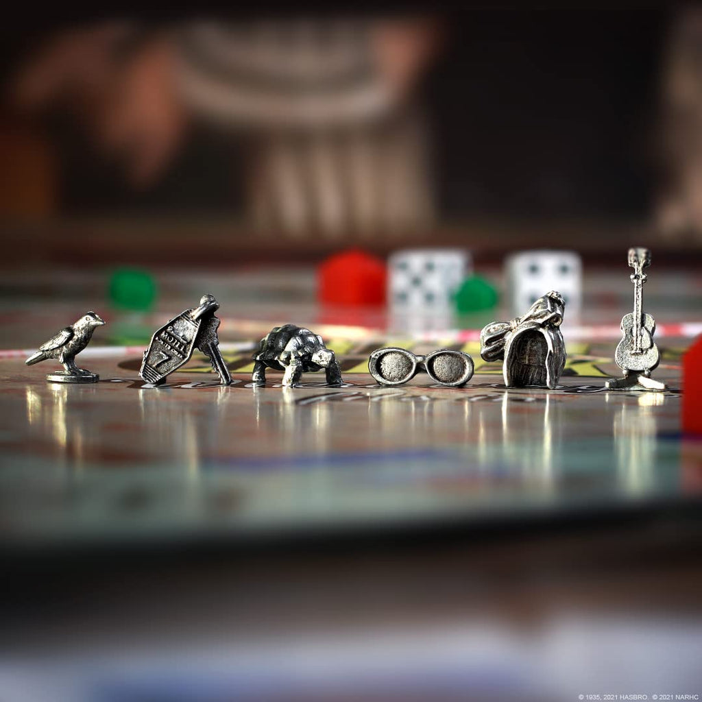 USAOPOLY Monopoly Schitt's Creek – Officially Licensed Collectible Edition with 6 Tokens