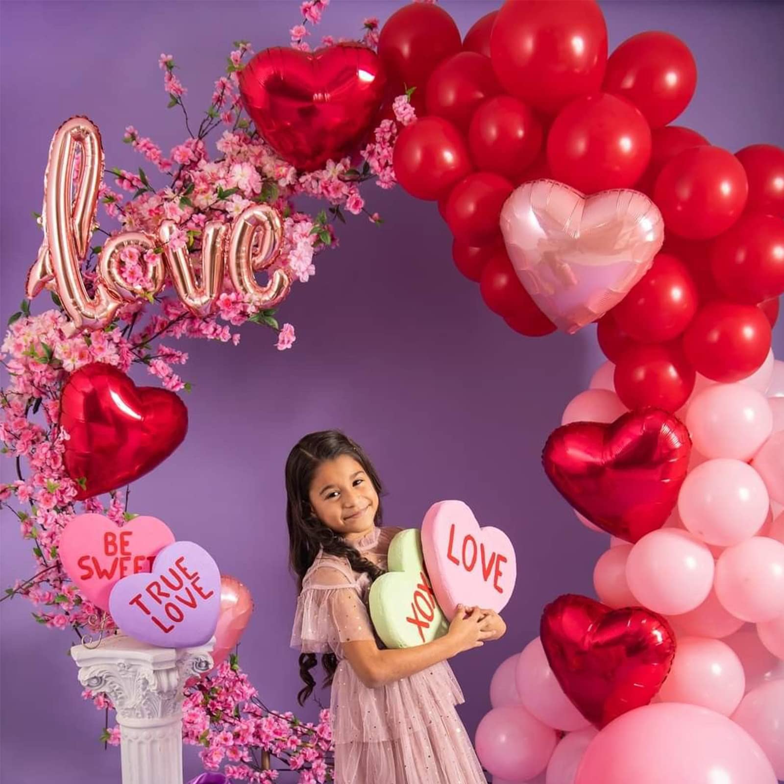Voircoloria 130pcs Red Balloons – Mixed Sizes for Valentine’s Day, Parties & Celebrations