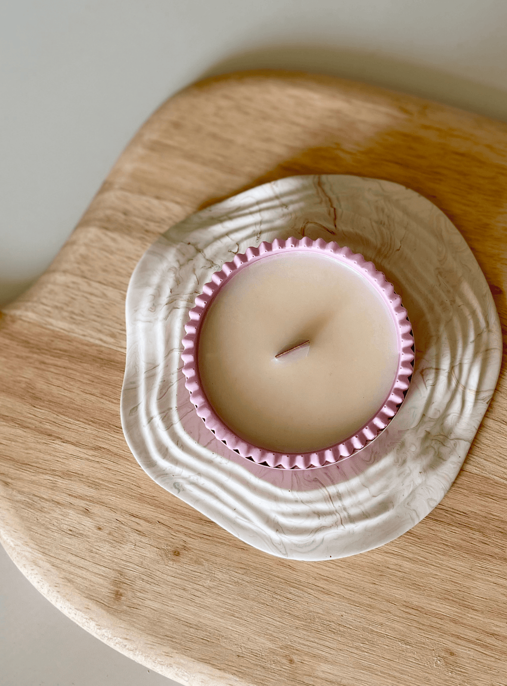 Wildflower Stoneware Soy Candle – Eco-Friendly Floral Home Fragrance