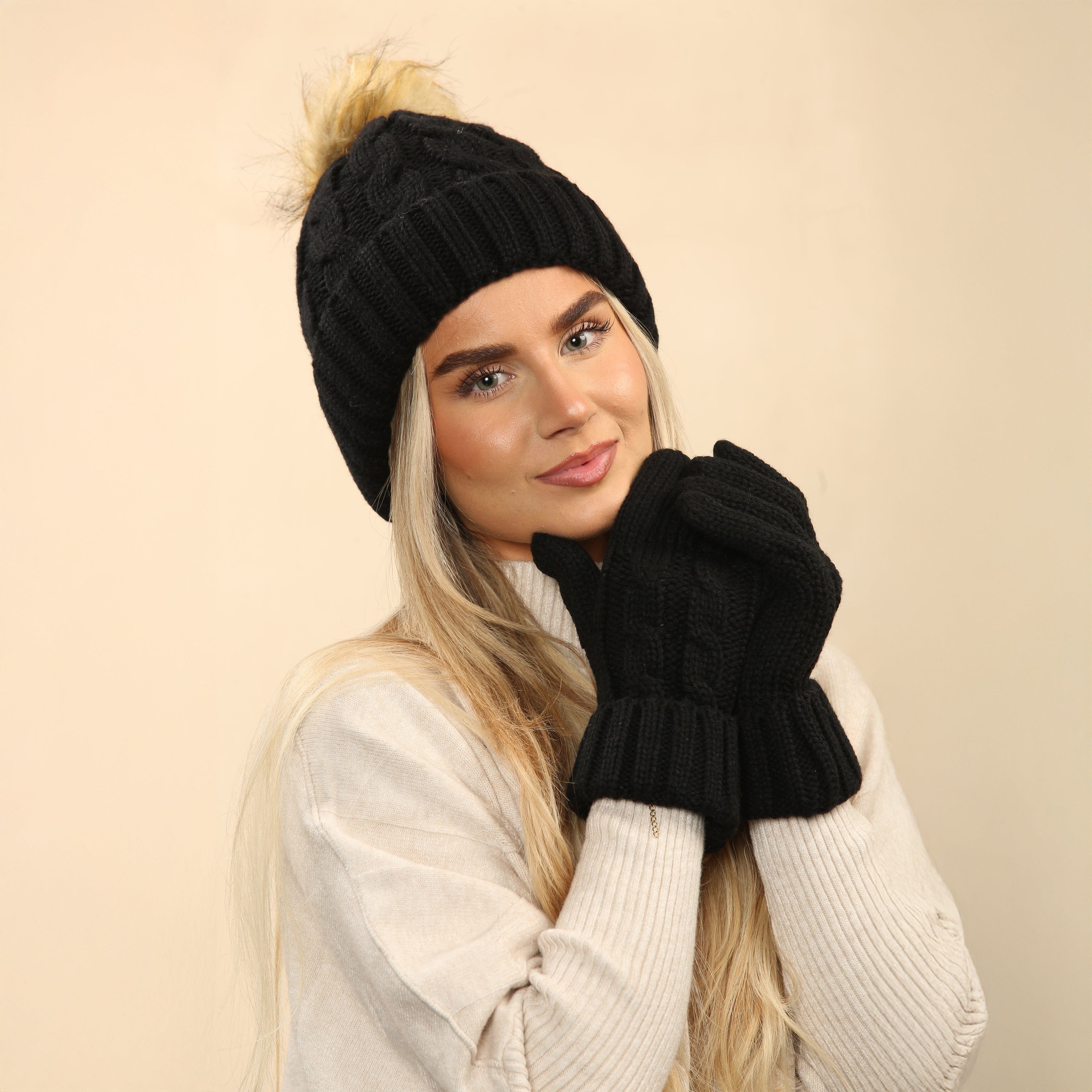 Heatwave Thermalwear Womens Black Chunky Knit Hat and Gloves Set with Faux Fur Pom Pom