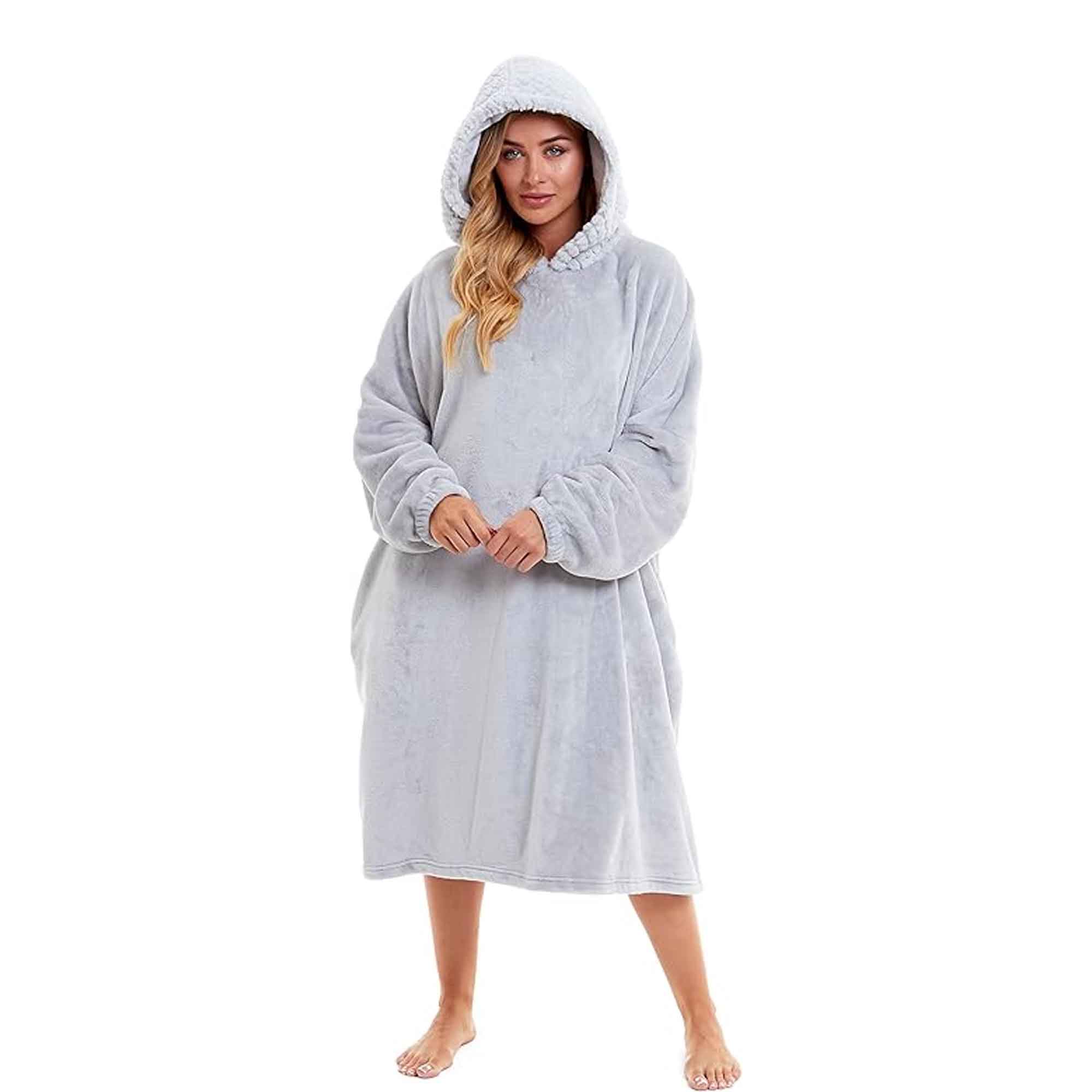 Daisy Dreamer Women's Plush Hooded Poncho Blanket Oversized Fleece Hoodie With Fur Hood