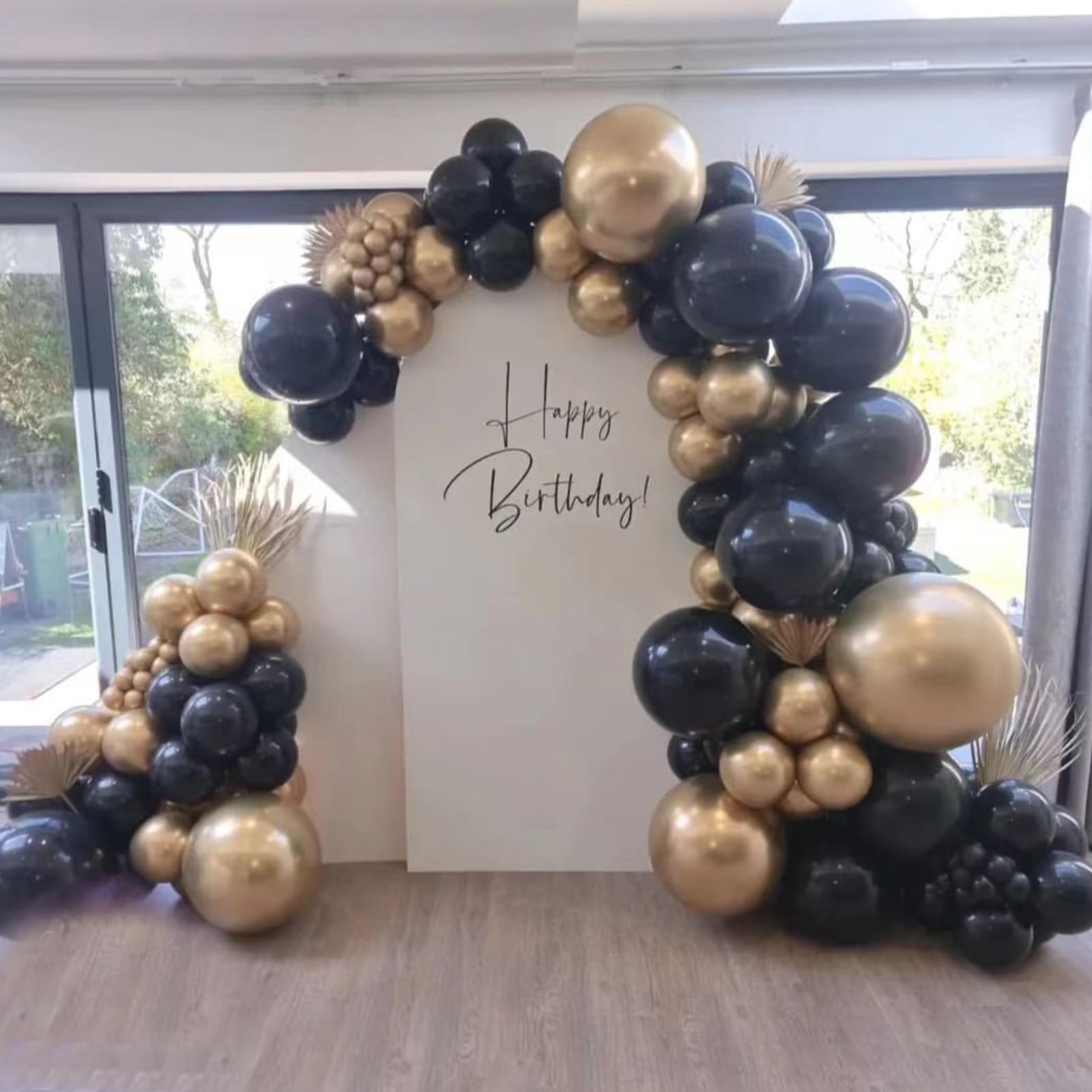 YMSZ Black and Gold Balloons Garland Arch Kit – 134pcs for Graduation, New Year & Birthday Parties